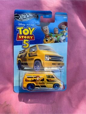 2026 Hot Wheels Silver Series Toy Story Woody 77 Dodge Van chase metal base